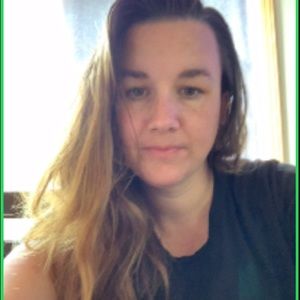 Meet your Posher, Cassandra